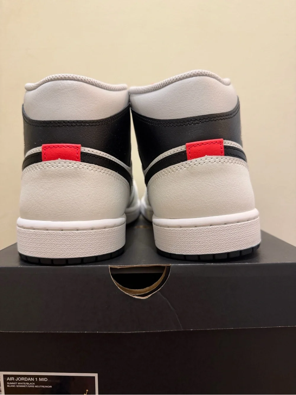 NIB Men Nike Jordan 1 Mid DQ8426 109 Summit White/Neutral Grey/Infrared 23/Black